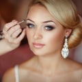 Bold and Glamorous Makeup for Timeless and Beautiful Wedding Photos