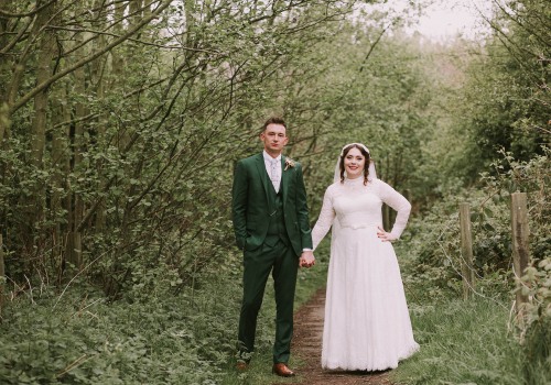 Tips for Creating Timeless and Beautiful Vintage Inspired Wedding Photos